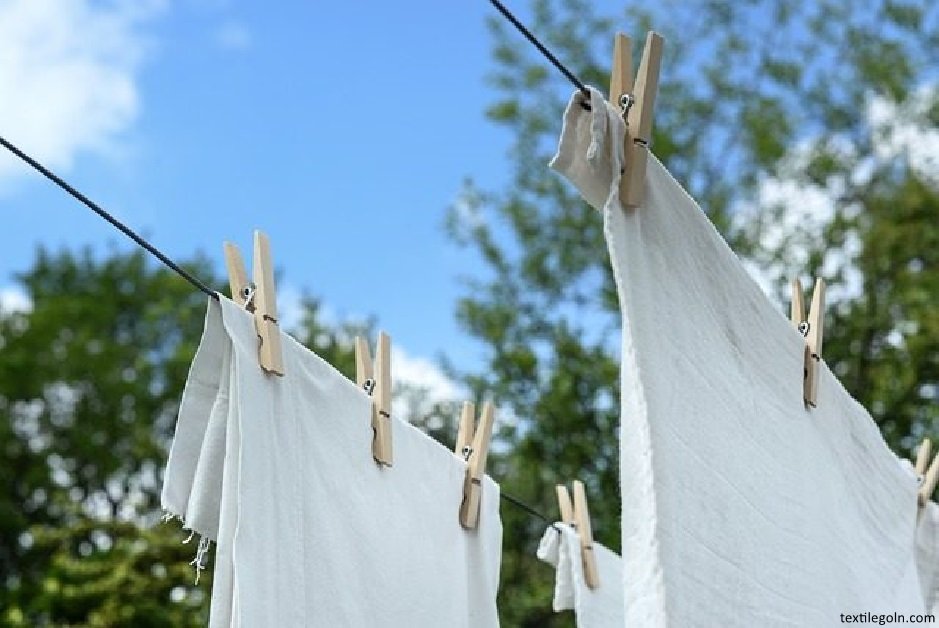 কাপড়ের কাঠিন্য, স্পর্শানুভূতি ও ঝুলে পড়ার ক্ষমতার অনুশীলনী